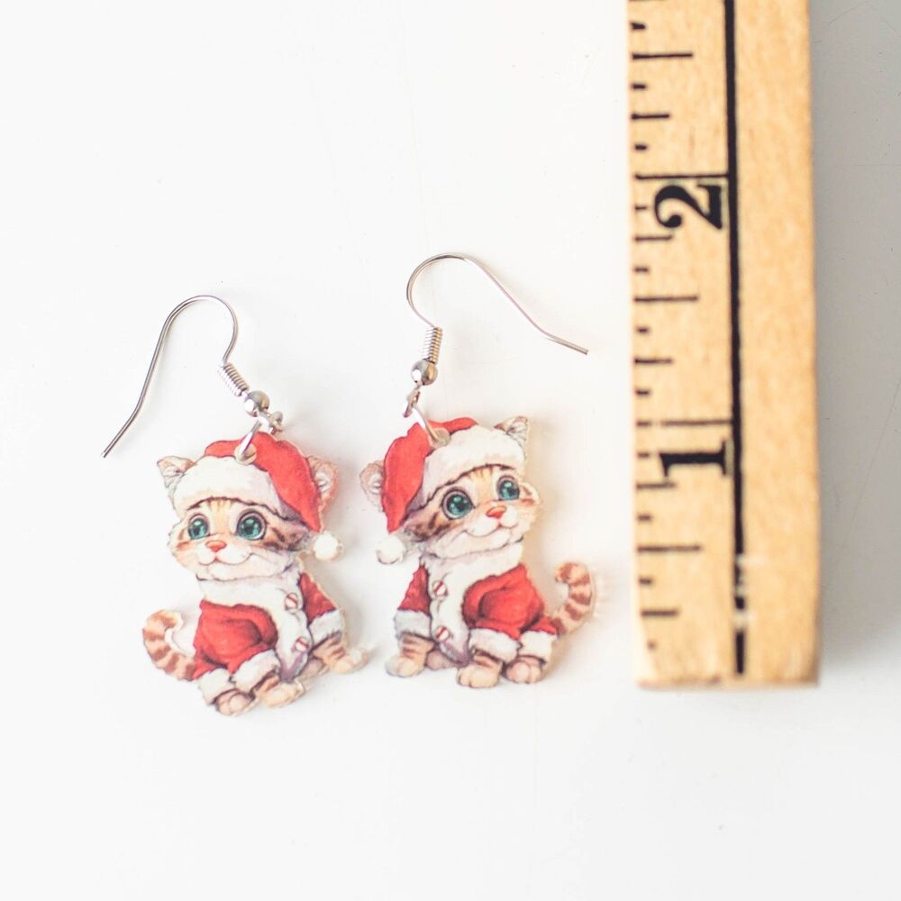 Cute Vintage Christmas Santa Kitten Acrylic Dangle Earrings Holiday Cat Jewelry - Picture 5 of 5